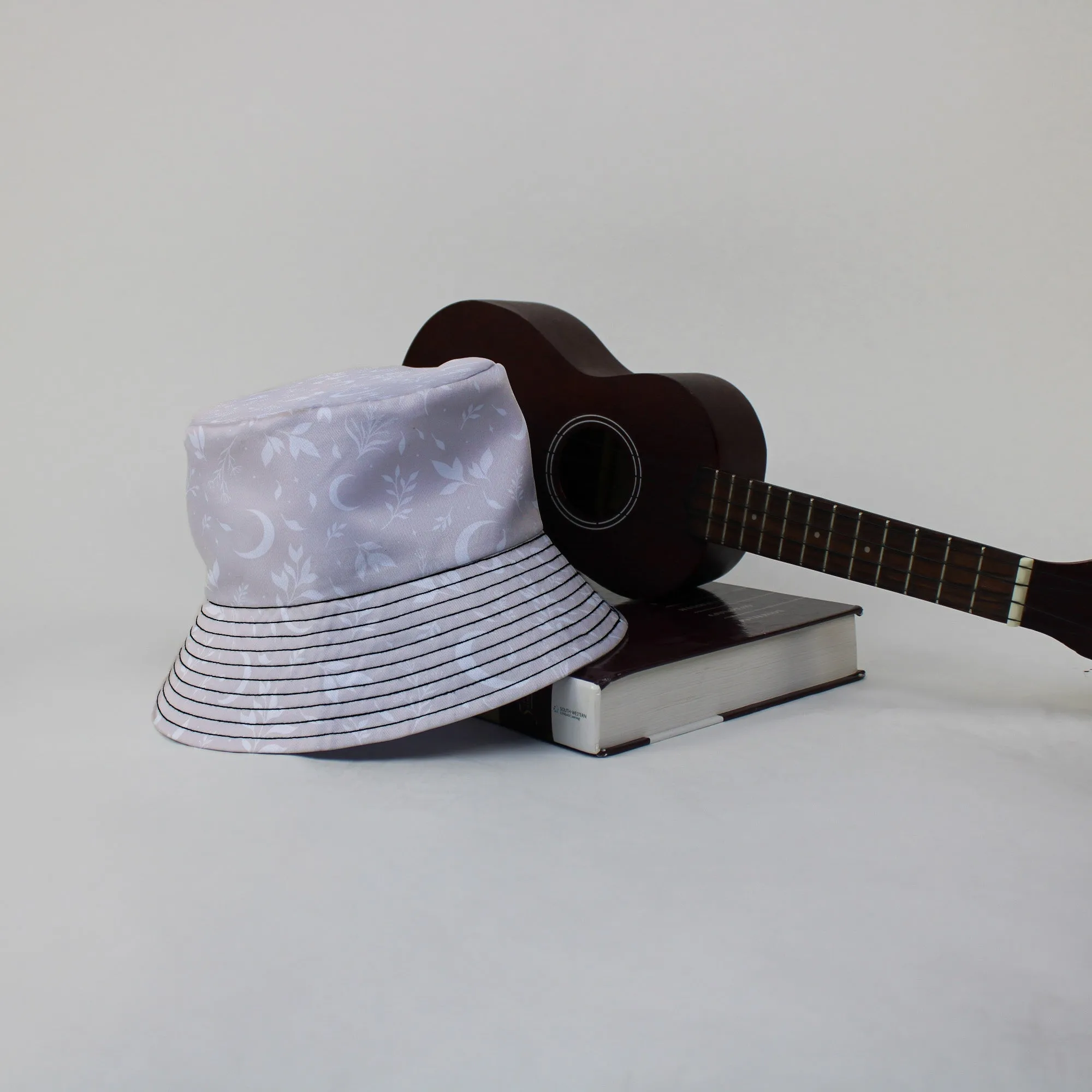 Episodic Crescent Moon Garden Biege Bucket Hat