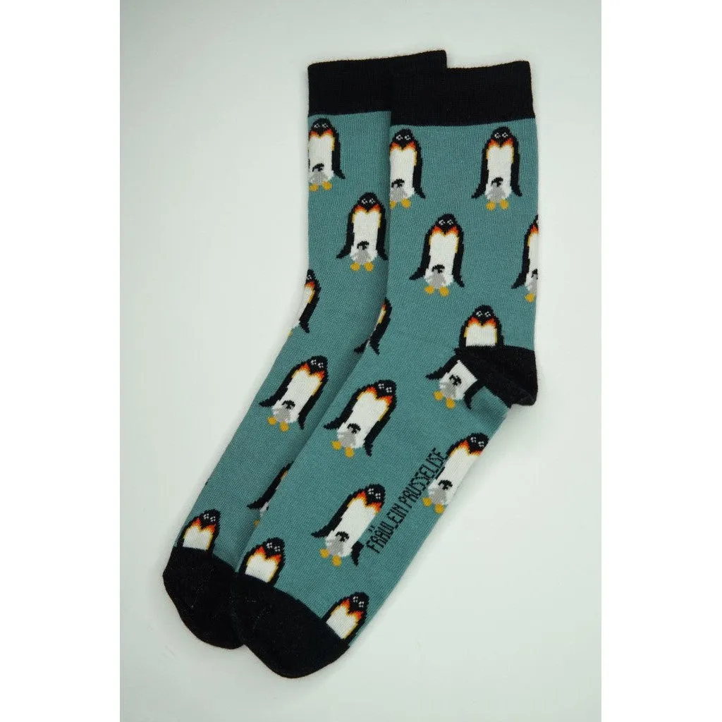 Penguin Socks - 2 Left Size 2-3 years