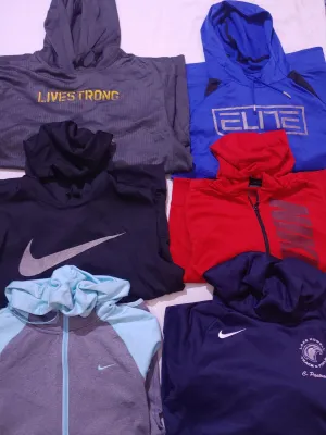 TAV#42 Nike Hoodies - 12 pcs